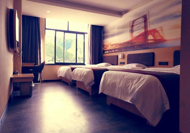 Thank Inn Chain Hotel Ganzi Kangding City Xinduqiao