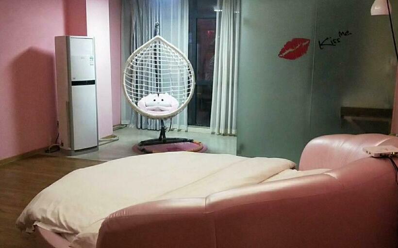 Thank Inn Chain Hotel Jiangxi Ganzhou Yudu County Railway Station Store