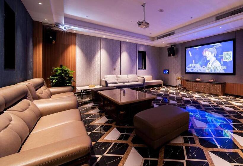 فندق Kyriad Marvelous  Heyuan Hakka Cultural Park