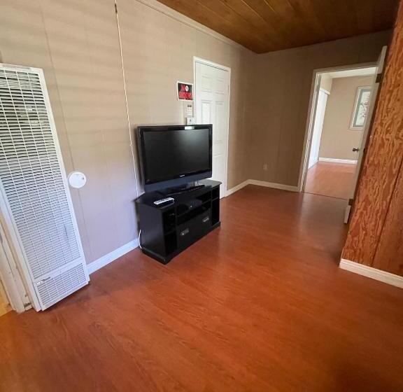 מוטל Mountain View Cabins