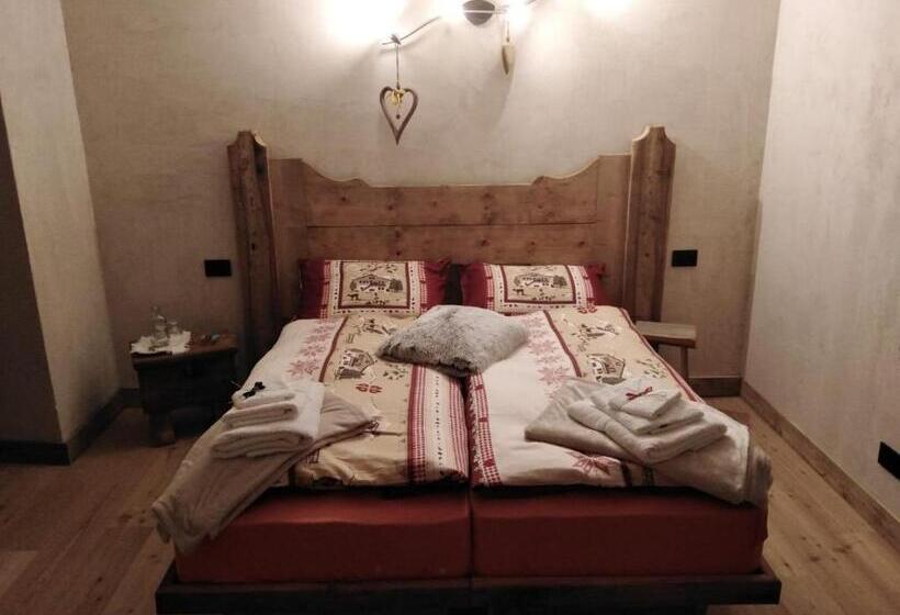 פנסיון A La Ciasa De L'artista