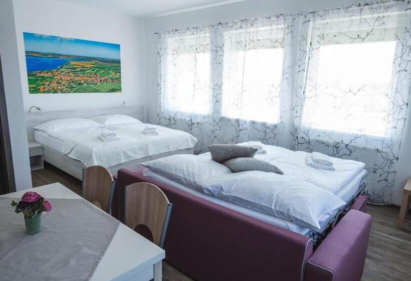 پانسیون Apartmány Pemag Mikulov