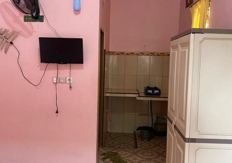 بنسيون Homestay Lestari Makassar