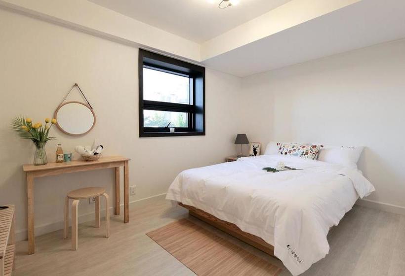 ペンション Moonlight Galaxy Guesthouse