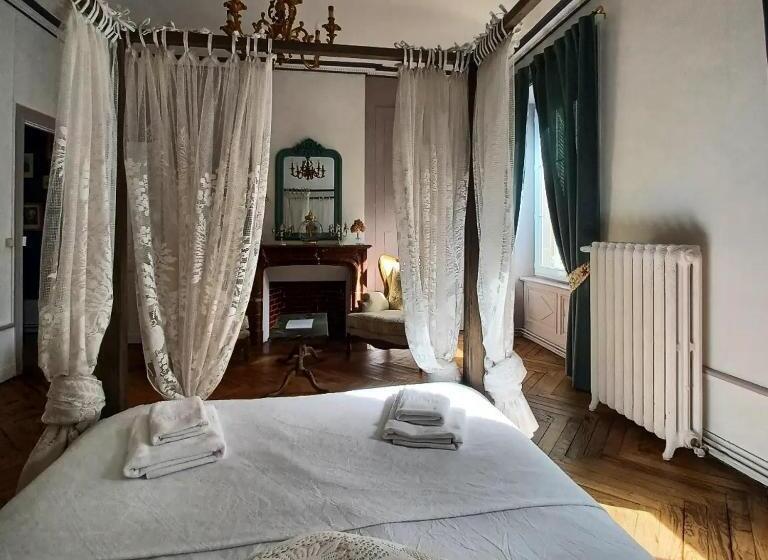 פנסיון Orfenor