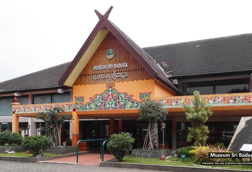 ペンション Ungu Kostel Fly Over Kircon