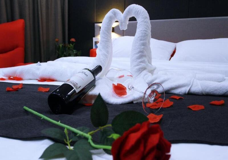 Thank Inn Chain Hotel Guangdong Qingyuan Fogang County 106 National Road