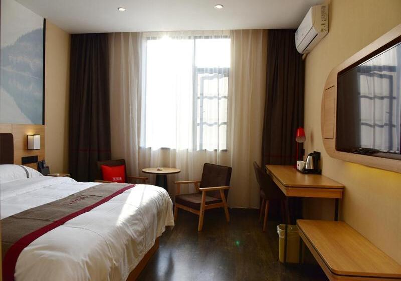 Thank Inn Chain Hotel Guizhou Tongren Bijiang District High Speed Railway Station Qingshui Avenue St