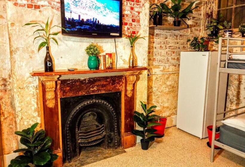 هاستل Zen Harmony House Sydney