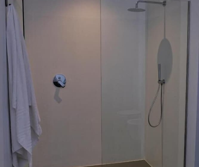 Amare Suite & Apartments