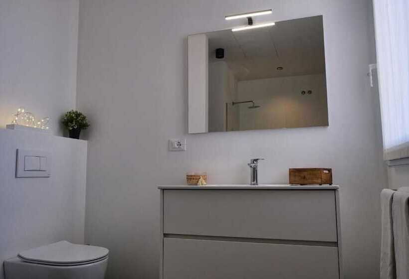 Amare Suite & Apartments