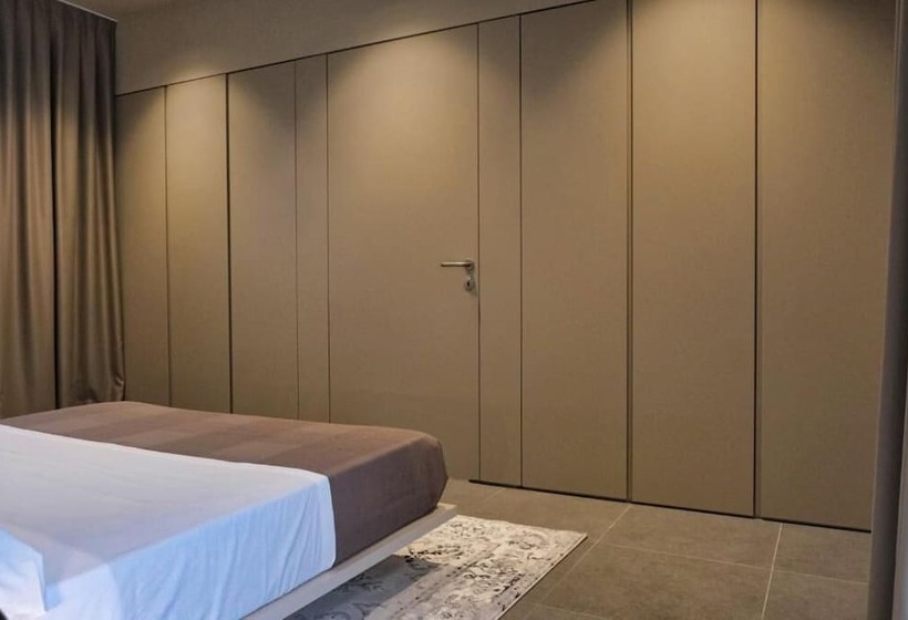 Amare Suite & Apartments