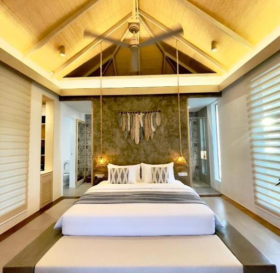 Angkla Beach Club & Boutique Resort