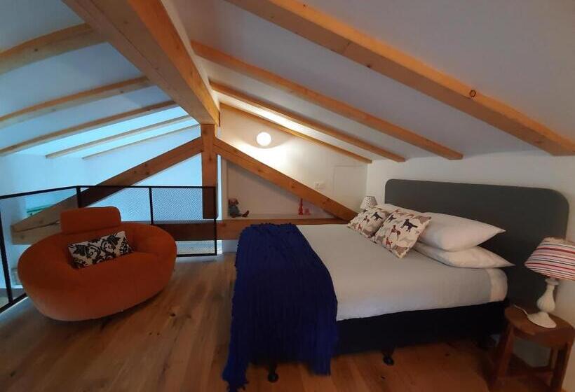 تختخواب و صبحانه Dvor Vipolže