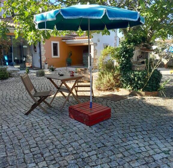 مبيت وإفطار Refugio Das Artes