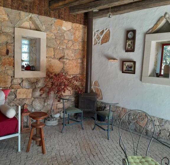 مبيت وإفطار Refugio Das Artes