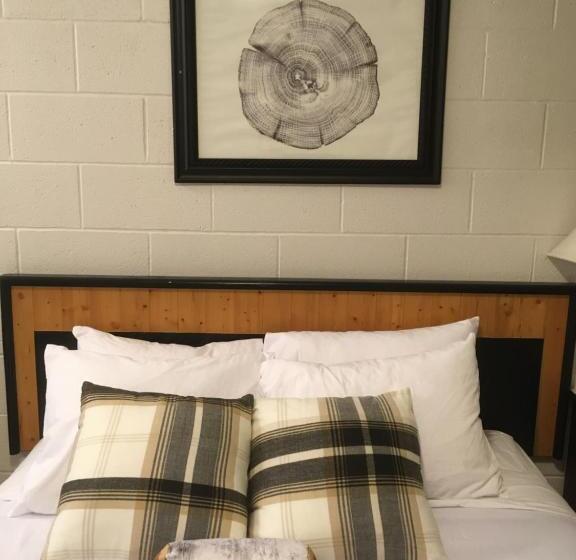 Christina Lake Motel And Rv Park