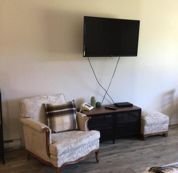 Christina Lake Motel And Rv Park