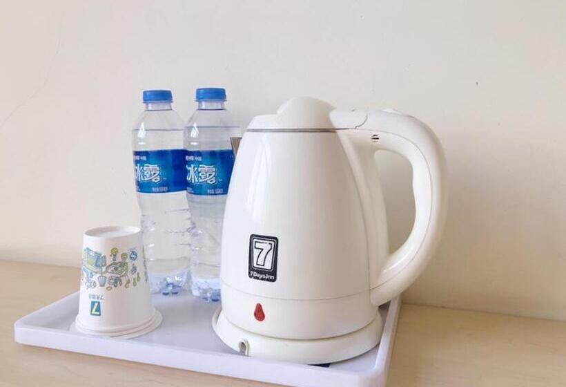 בית מלון כפרי 7 Days Inn Tianjin Wuqing High Speed Railway Station Shangdong Jin Street