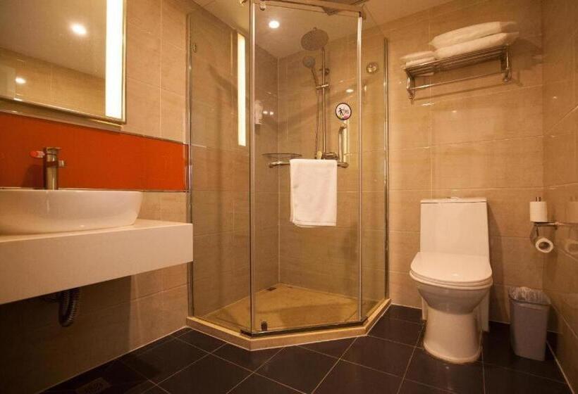 酒店 7 Days Premium· Zhoushuizi Airport Walmart