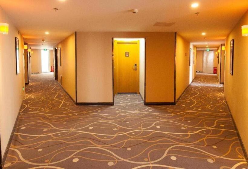 酒店 7 Days Premium· Zhoushuizi Airport Walmart