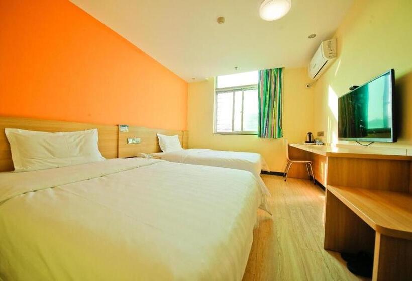 בית מלון כפרי 7days Inn Ankang Ba Shandong Road Anyunsi