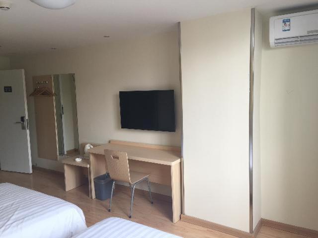 فندق 7 Days Inn Kaifeng Train Station