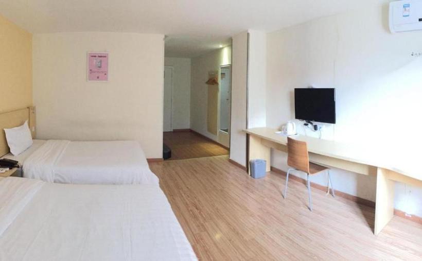 בית מלון כפרי 7days Inn Nanan Shuitou Southeast Fortune Plaza