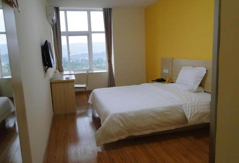 호텔 7days Inn Taihe Guoxing Auto And Agricultural Machine City