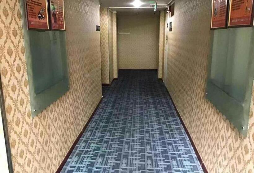 Отель 7days Inn·zibo Zhoucun Taoyuan Ginza Branch