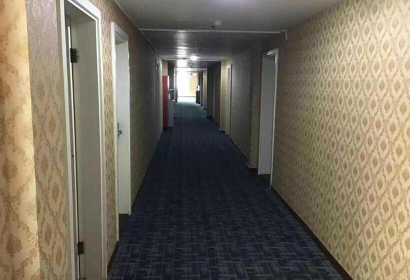 Отель 7days Inn·zibo Zhoucun Taoyuan Ginza Branch