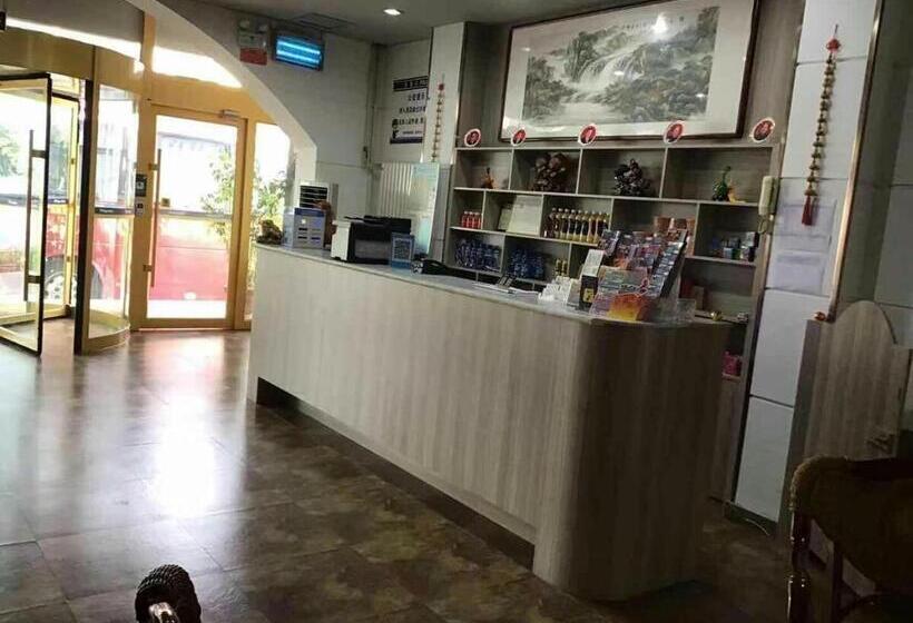 Отель 7days Inn·zibo Zhoucun Taoyuan Ginza Branch