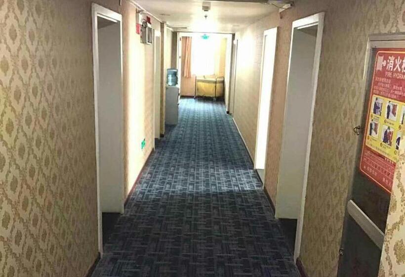 Отель 7days Inn·zibo Zhoucun Taoyuan Ginza Branch