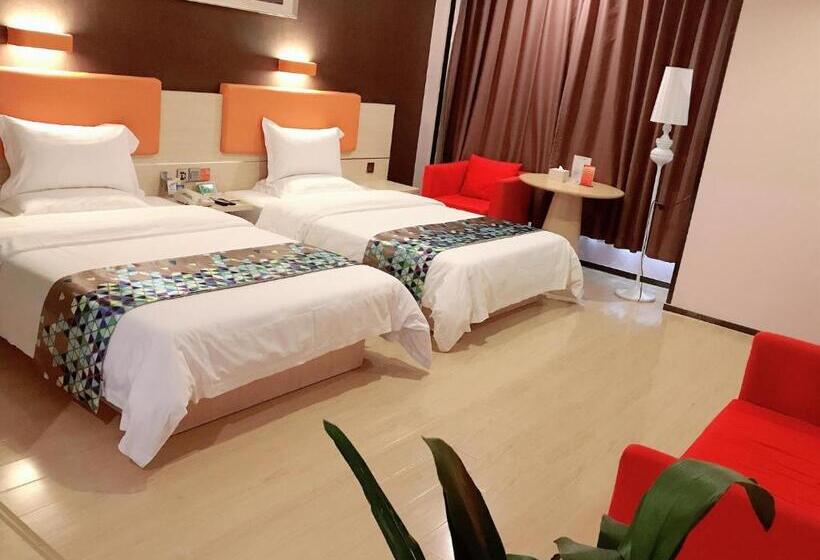 Hotell 7days Premium Deyang Shifang Square Branch