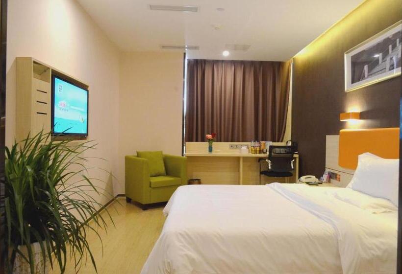 Szálloda 7days Premium Deyang Shifang Square Branch