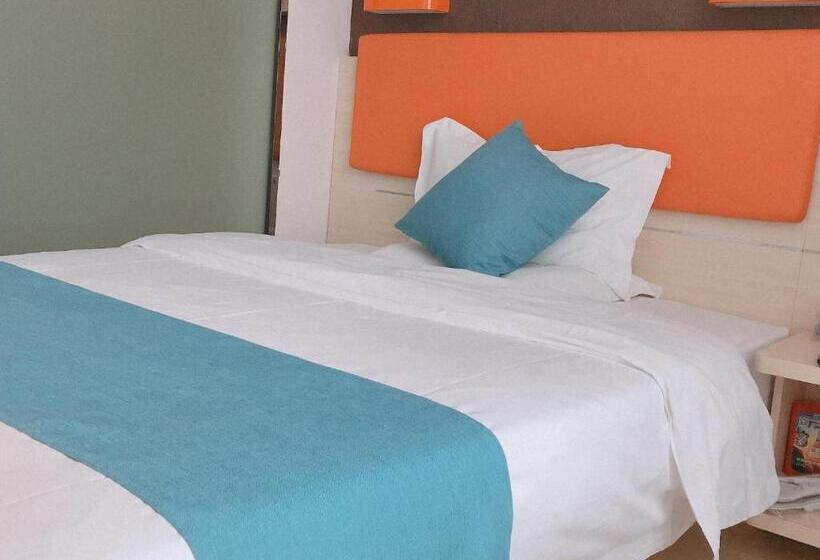 Hotell 7days Premium Deyang Shifang Square Branch