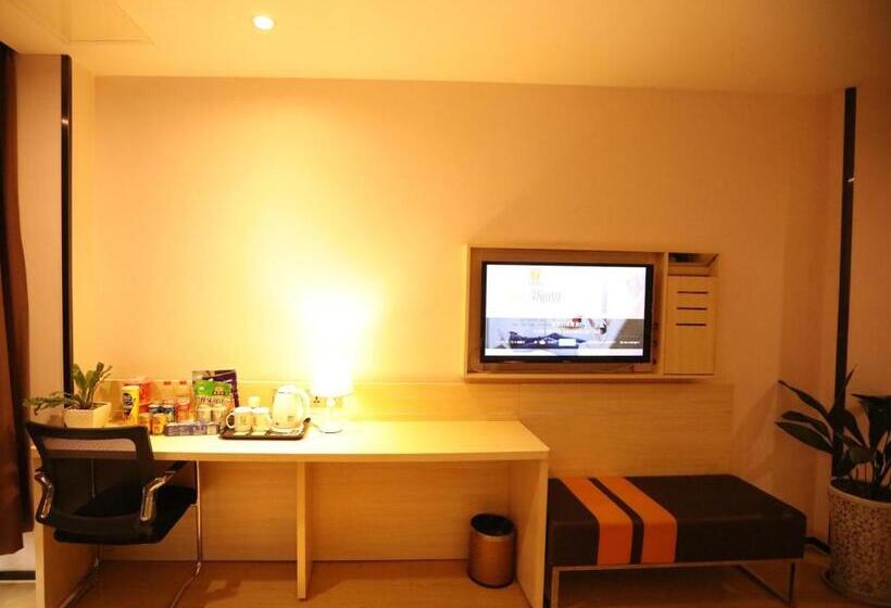 Hotell 7days Premium Deyang Shifang Square Branch