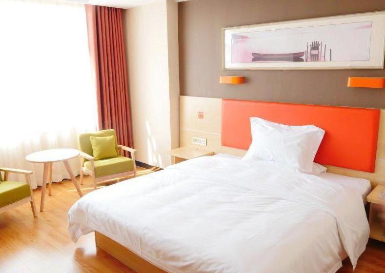 Отель 7days Premium Jiuquan Wanda Branch