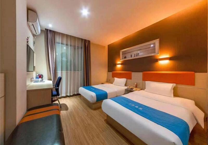 Отель 7days Premium Kunming New Asia Sports City Subway Station Branch