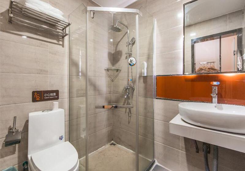 Отель 7days Premium Kunming New Asia Sports City Subway Station Branch