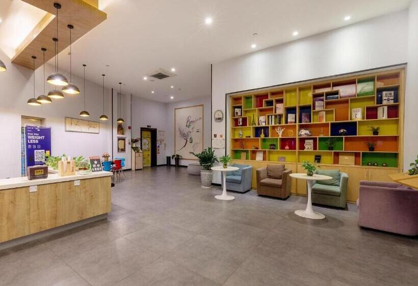 בית מלון כפרי 7days Premium Shenzhen Airport T3 Terminal Branch