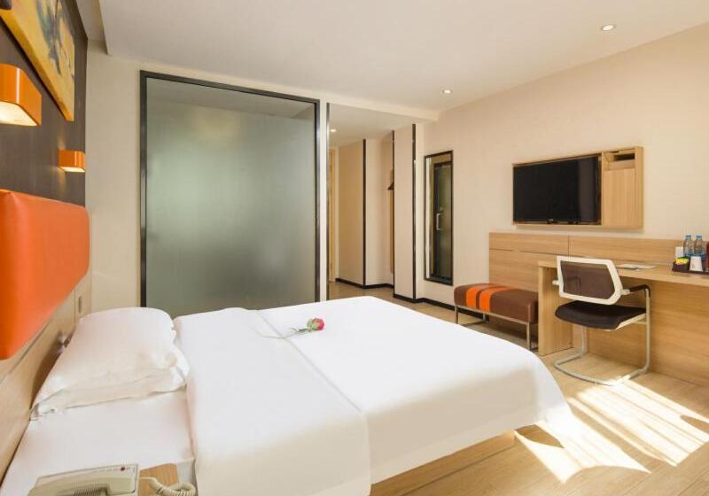 Отель 7days Premium Shenzhen Longgang Dayun Metro Station