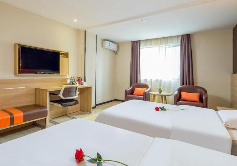 호텔 7days Premium Shenzhen Longgang Dayun Metro Station