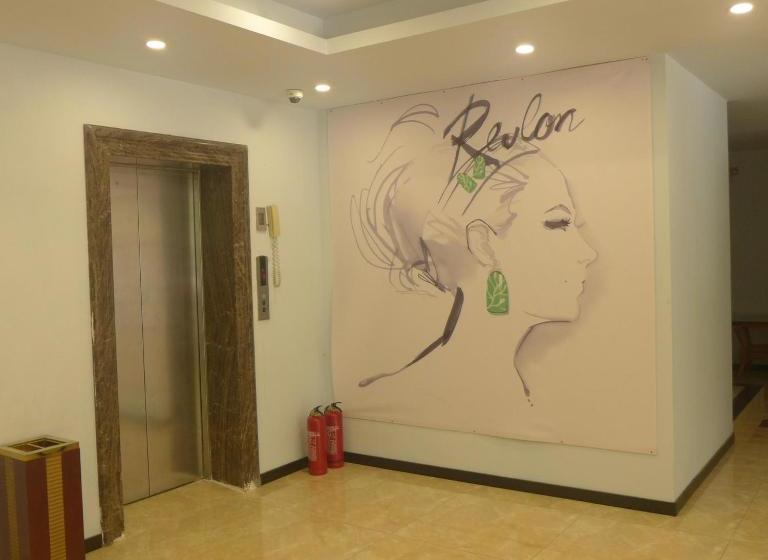 هتل 7days Premium Tangshan Xinhua Road University Of Science And Engineering