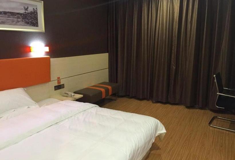 ホテル 7days Premium Yunfu Xinxing Bus Station