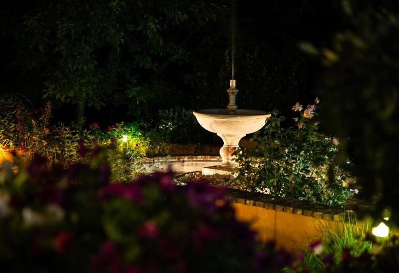 فندق Aminta Resort