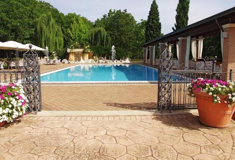 فندق Aminta Resort