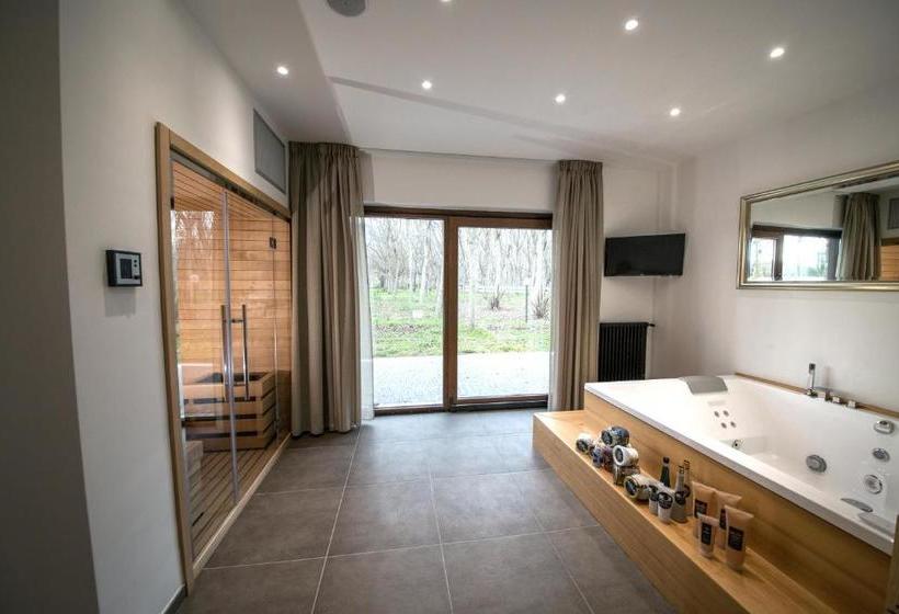 فندق Aminta Resort