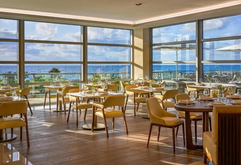 ホテル Amrit Ocean Resort & Residences Singer Island