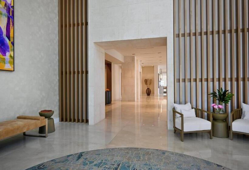 ホテル Amrit Ocean Resort & Residences Singer Island